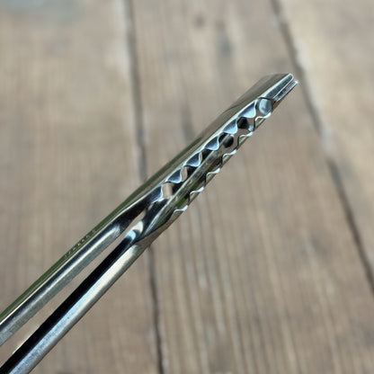 Precision-grip Ergonomic Grilling Tongs